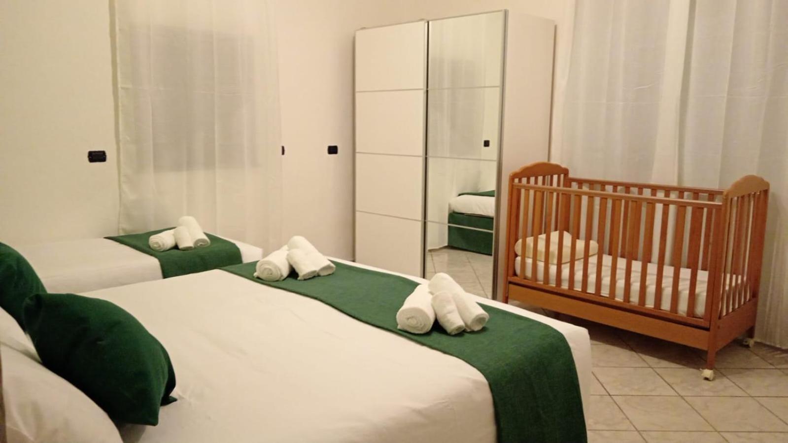G&G Giusy E Gabry Bed and Breakfast Santhià Eksteriør billede